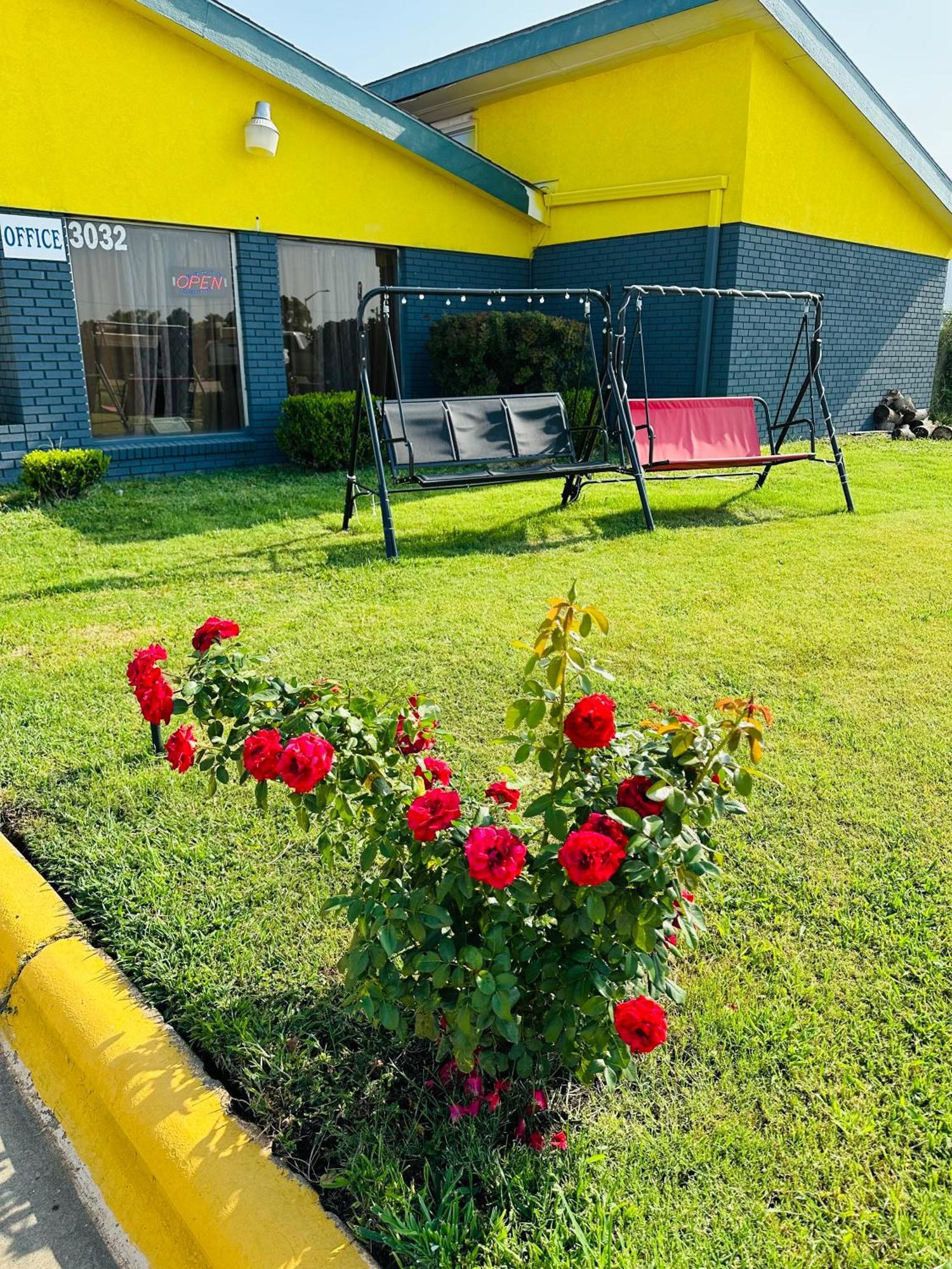Travel Inn&Suites Emporia Esterno foto